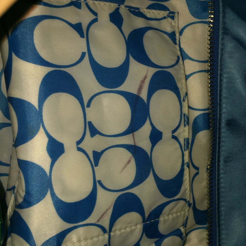 Coach Bag - Picture 4 of 5